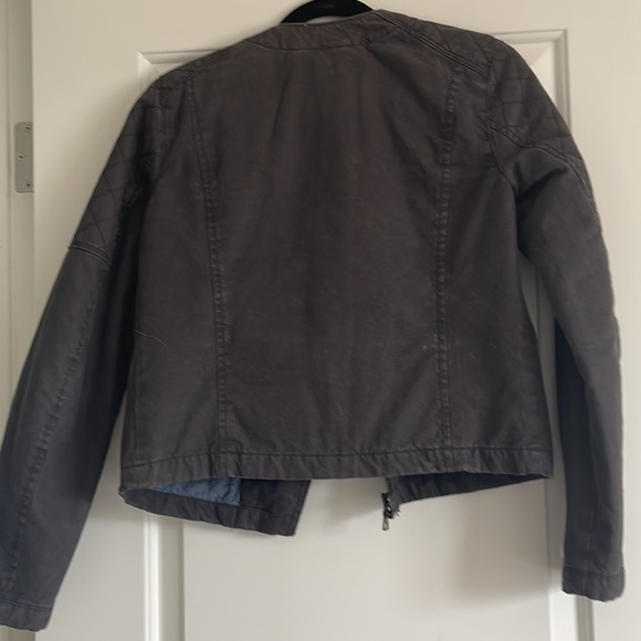 GAP motto jacket - Picture 2 of 2